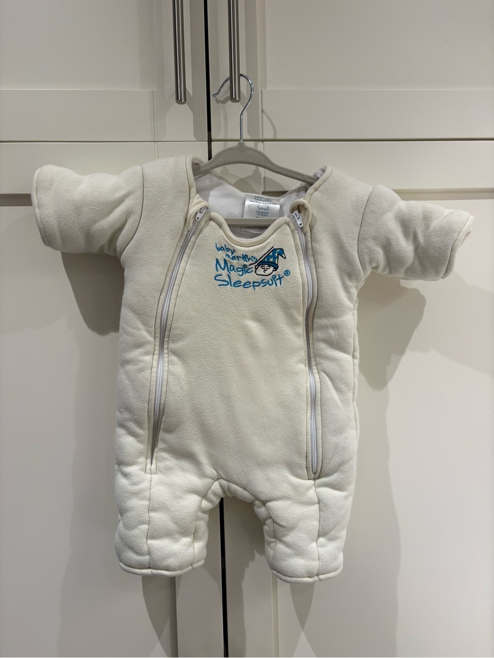 BABY Merlin’s Magic Sleepsuit - Size S - Cream
